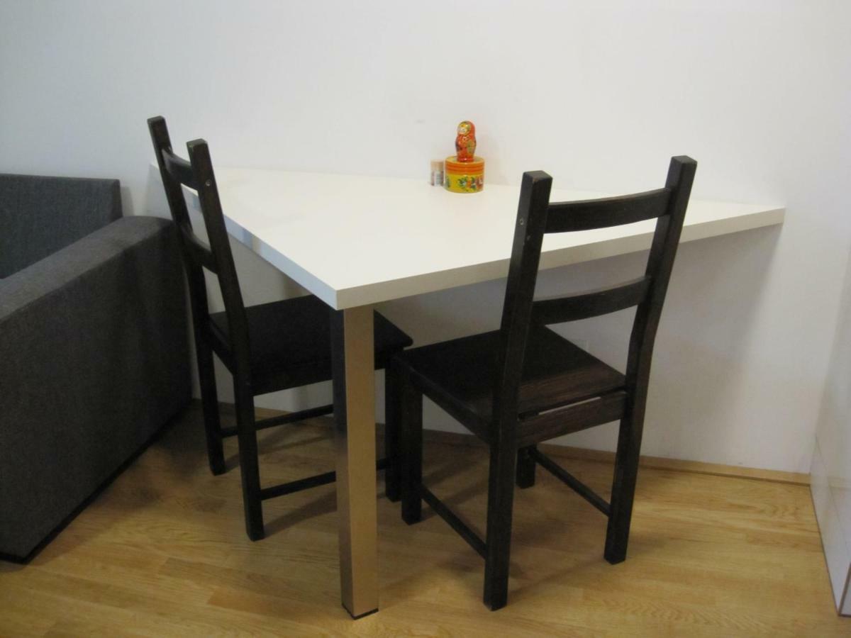 Apartmán With Parking On Premise