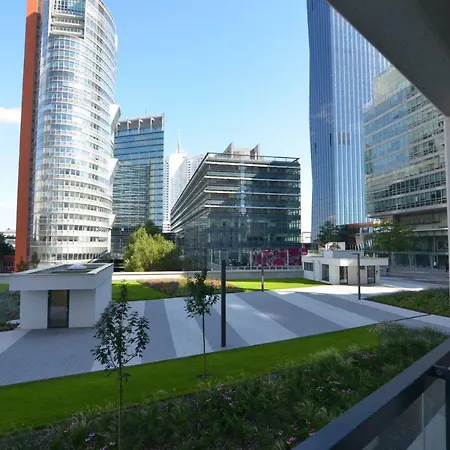 Apartment With Parking On Premise Vienna Exterior photo
