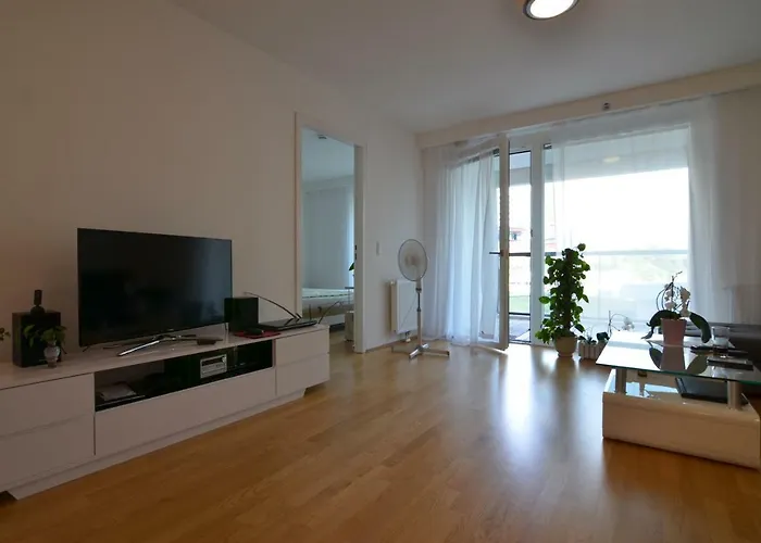 Apartment With Parking On Premise