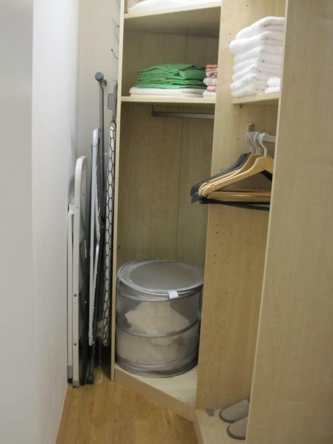 Apartment With Parking On Premise